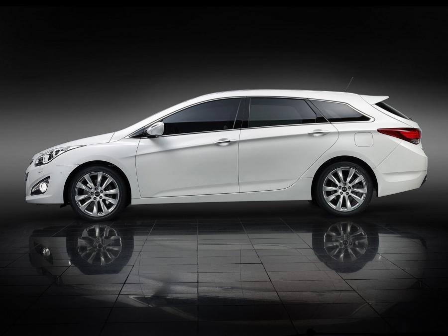 Hyundai i40 Wagon 2011 года  (фото 28 из 30)